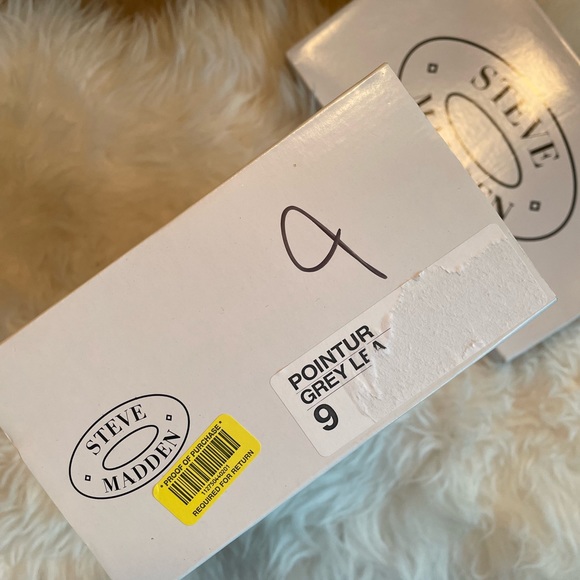 NWT. Grey pumps with shiny rose gold block heel. Sz 9. Never worn! - Picture 9 of 10